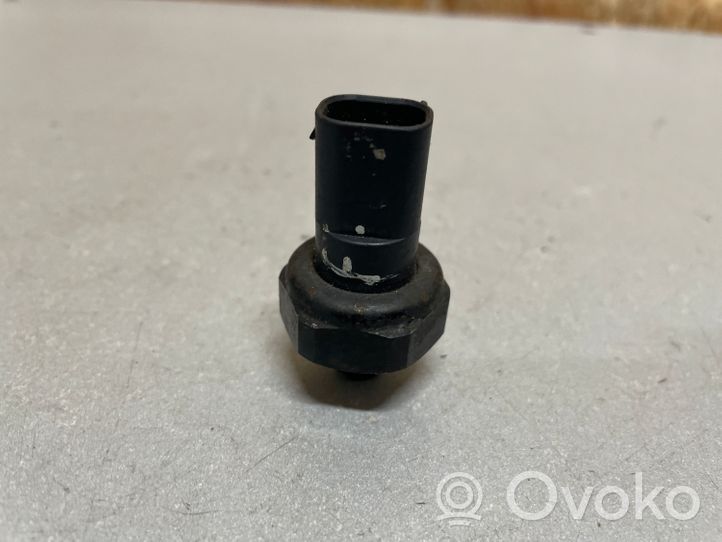 BMW 7 F01 F02 F03 F04 Sensore di pressione del carburante 