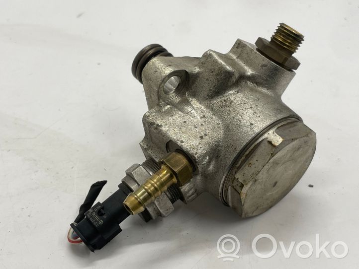 Volkswagen Jetta VI Pompe d'injection de carburant à haute pression 04E127026H