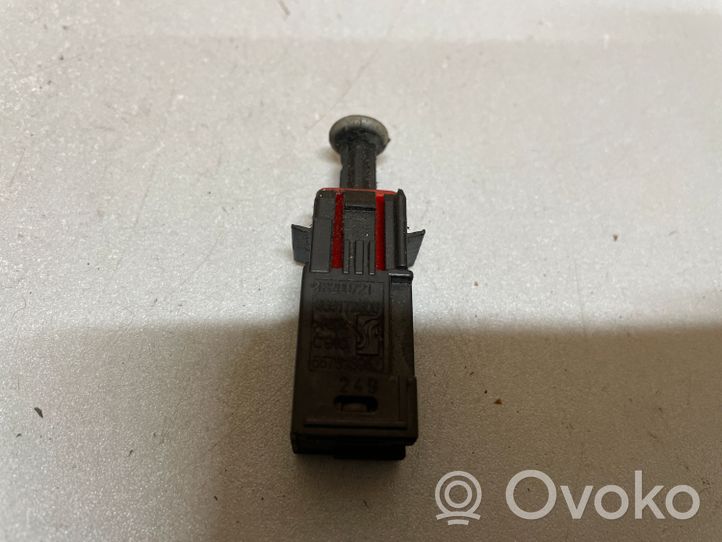 Opel Corsa E Czujnik pedału hamulca / stopu 55701395