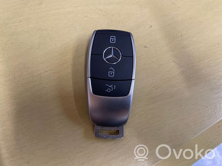 Mercedes-Benz GLA H247 Virta-avain/kortti A1779056704