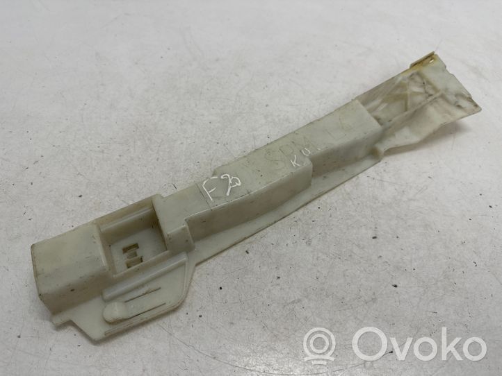 BMW 1 F20 F21 Listello di supporto del sottoporta 8051583