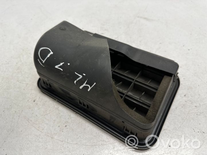 Mercedes-Benz ML W164 Évent de pression de quart de panneau A164830342