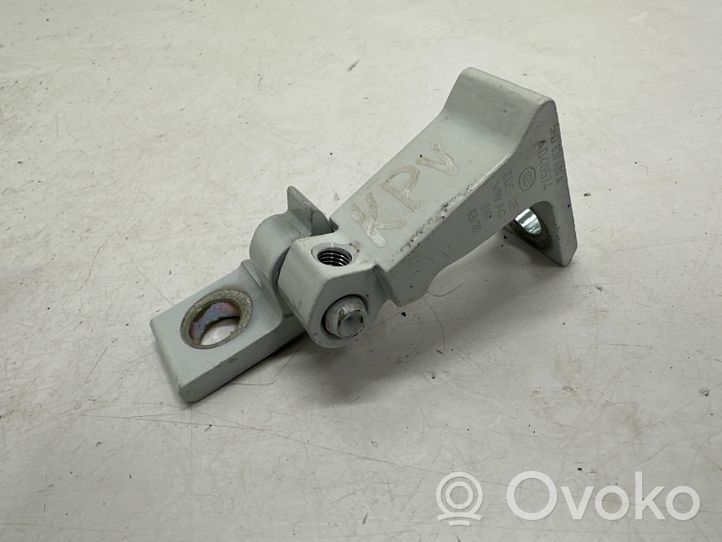 Volkswagen Golf VIII Cerniera superiore della portiera anteriore 5H0831401A