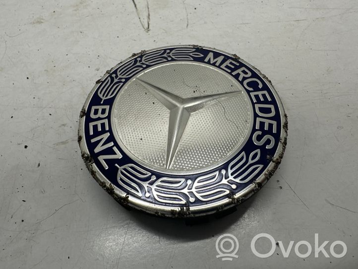 Mercedes-Benz A W176 Original wheel cap A1714000125