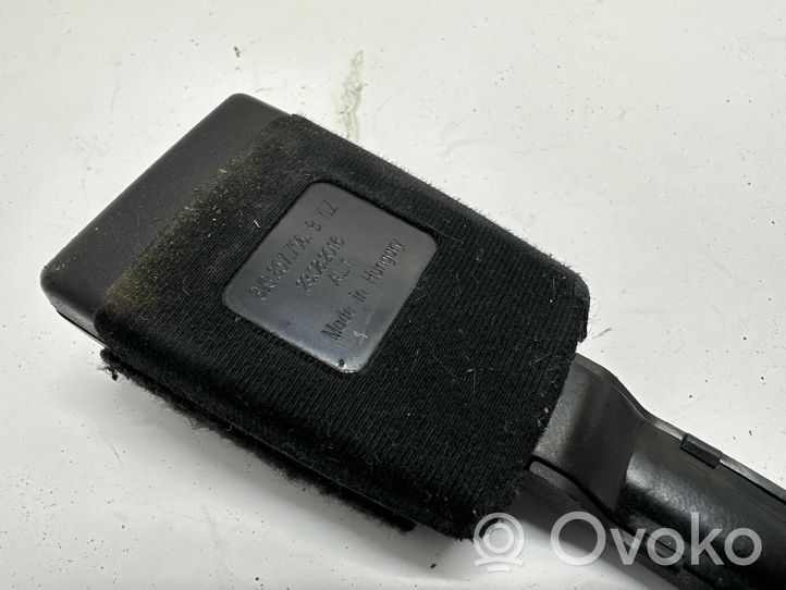 Audi A3 S3 8V Klamra przedniego pasa bezpieczeństwa 8V0857756B