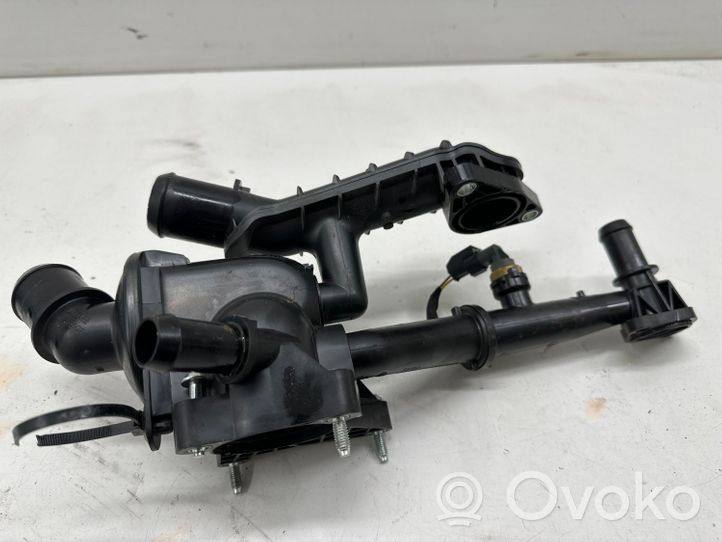 Ford Focus Termostat / Obudowa termostatu MT5165