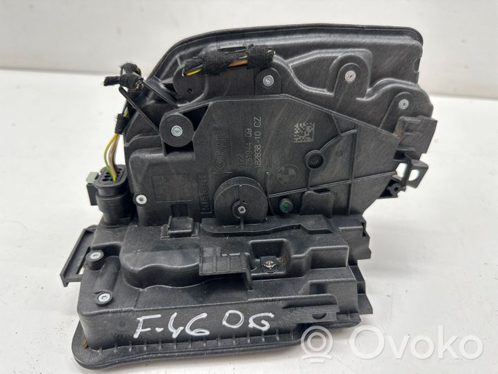 BMW 2 F46 Etuoven lukko 7281944