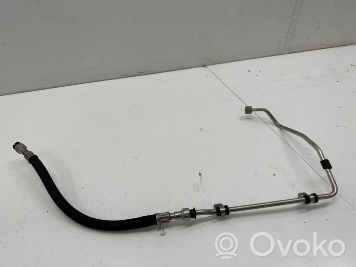 BMW 2 F46 Tuyau d'alimentation conduite de carburant 