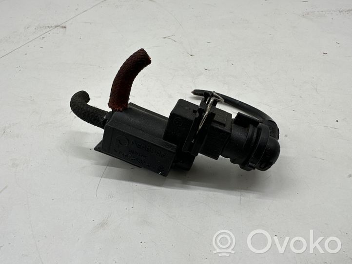 BMW 6 F12 F13 Turboahtimen magneettiventtiili 7810831