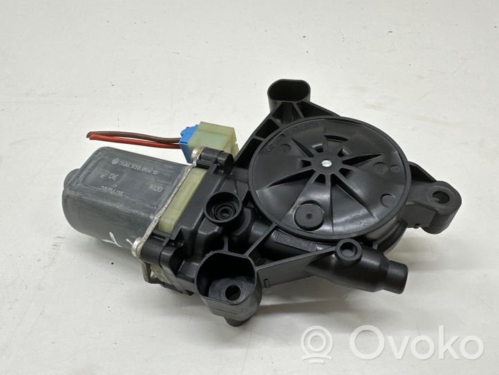 Volkswagen Golf Sportsvan Front door window regulator motor 5Q0959802B