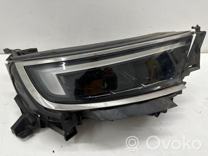 Opel Mokka B Lampa przednia 9834008880