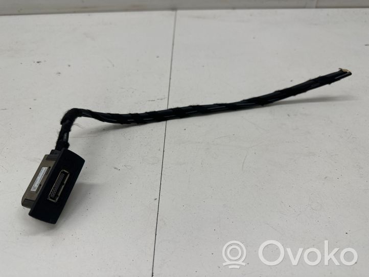 Mercedes-Benz C W204 Разъем USB A2048205115