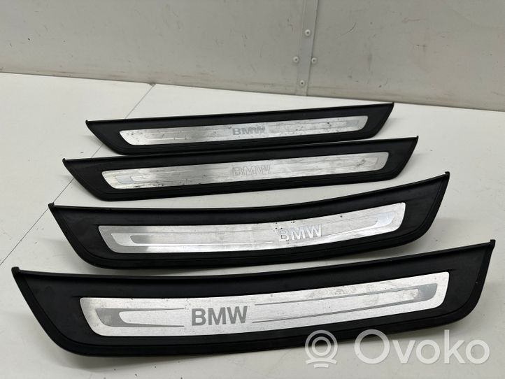 BMW 5 G30 G31 Slenksčių apdailų komplektas (vidinis) 7398321