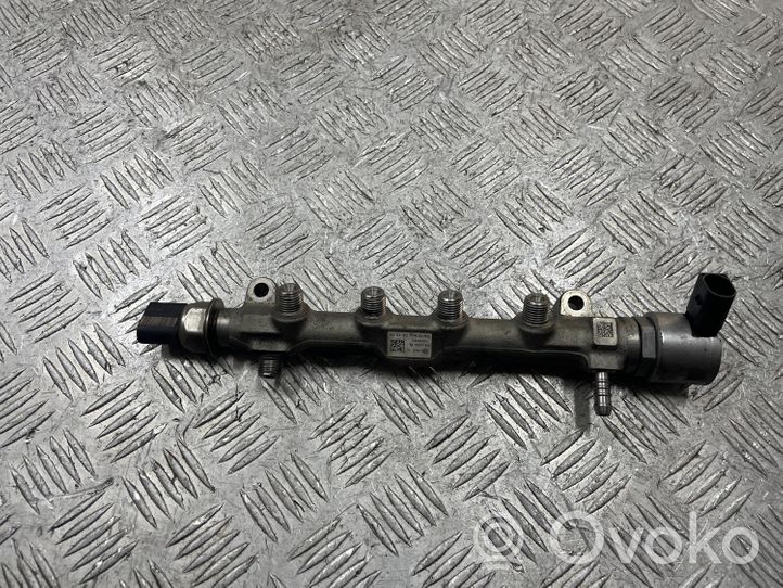 Volkswagen PASSAT B8 Tuyau de conduite principale de carburant 04L130764