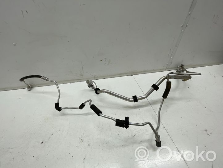 Opel Astra K Air conditioning (A/C) pipe/hose 39121589