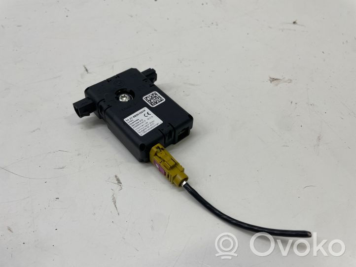 BMW 3 G20 G21 Amplificateur d'antenne 6835153