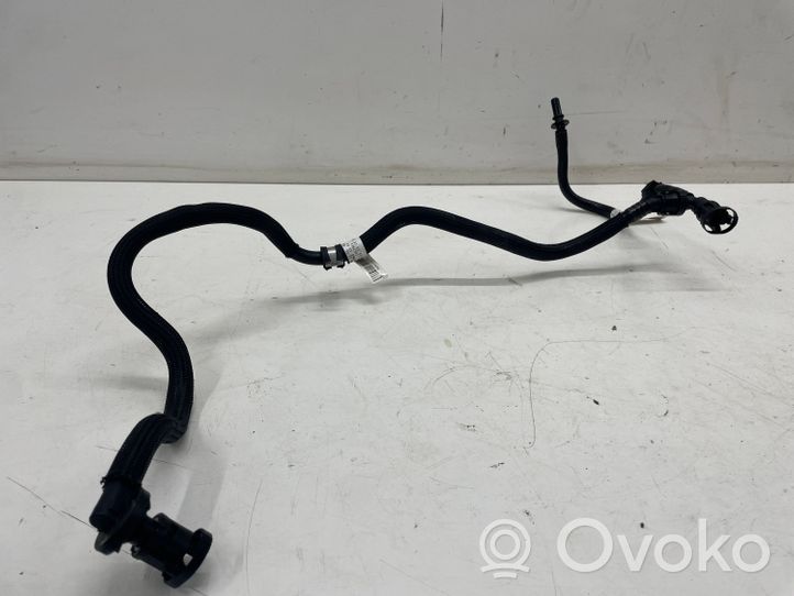 BMW 3 G20 G21 Tuyau sous vide 8678029