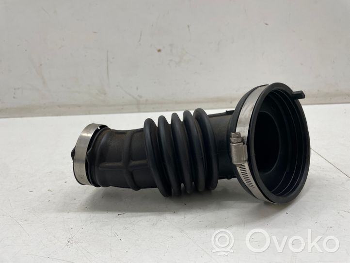 Opel Insignia B Tubo flessibile intercooler 84120196