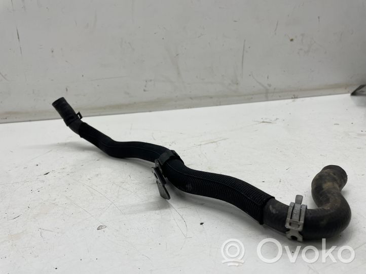 Opel Insignia B Tubo flessibile del liquido di raffreddamento del motore 39112942