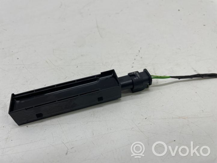 Opel Insignia B Antena wewnętrzna 13580789