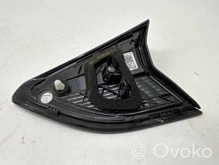 Opel Corsa F Takaluukun takavalot 39162670