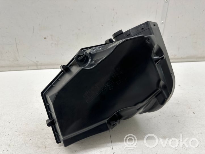 BMW X7 G07 Caja del filtro de aire 13718620945