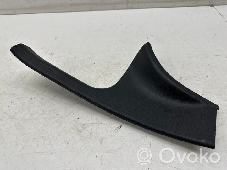 Mercedes-Benz C W205 Garniture de marche-pieds arrière A2056860136