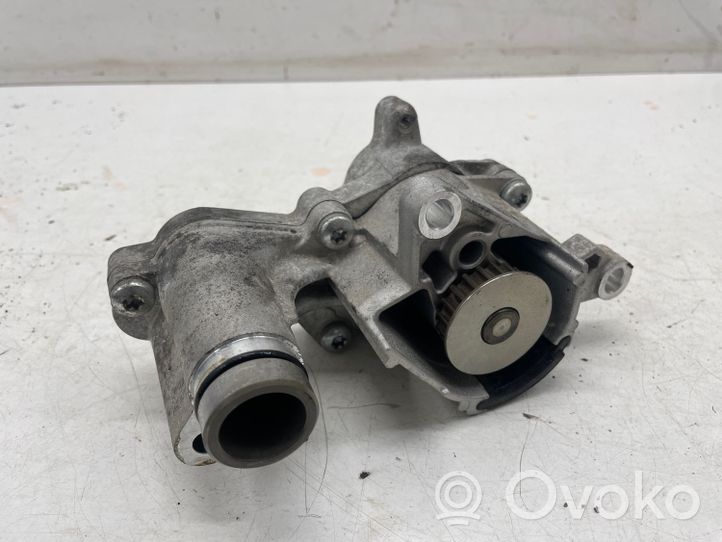 Ford Focus Water pump L1BG8501