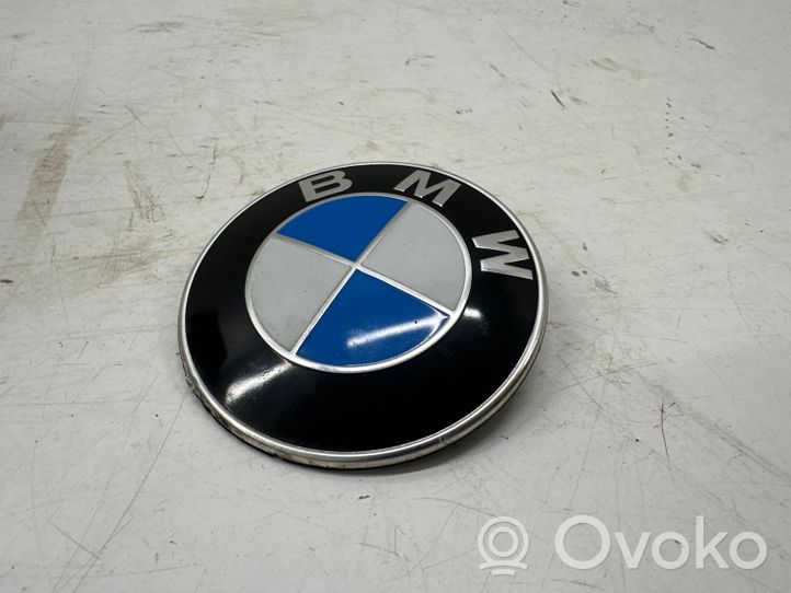 BMW X1 F48 F49 Mostrina con logo/emblema della casa automobilistica 8132375
