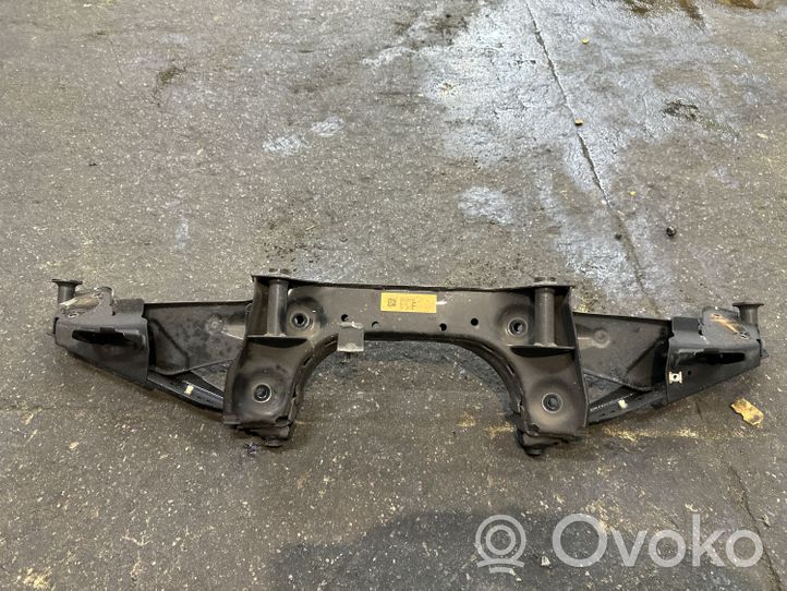 BMW X1 F48 F49 Rama pomocnicza tylna 6851560