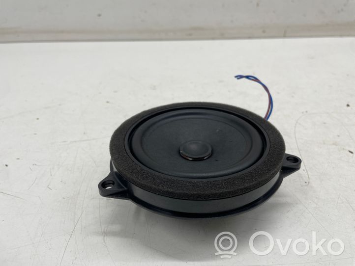 BMW 3 G20 G21 Haut-parleur de porte avant 2622560