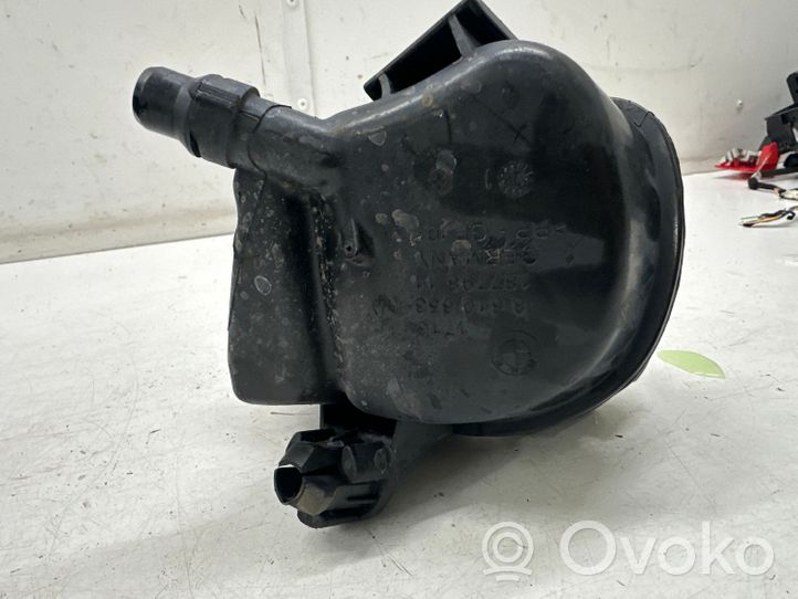 BMW 3 G20 G21 Vase d'expansion / réservoir de liquide de refroidissement 8610653