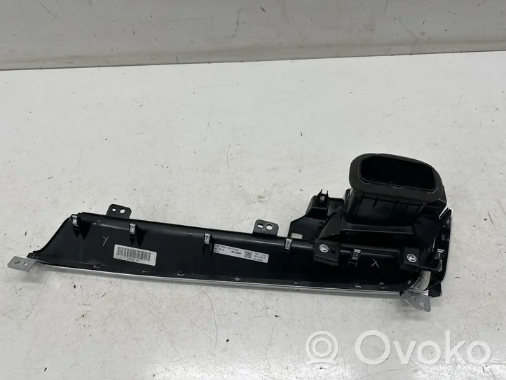 Nissan Qashqai J12 Kojelaudan sivutuuletussuuttimen kehys 684116UA0A