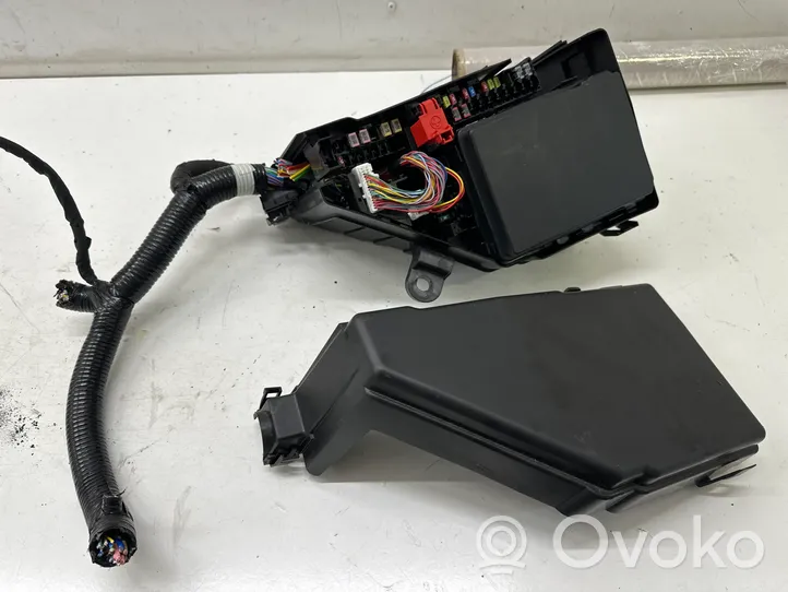 Nissan Qashqai J12 Set scatola dei fusibili 