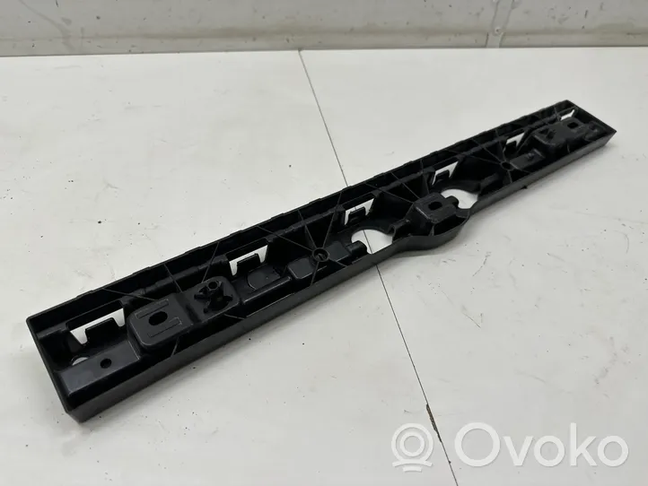 BMW 7 G11 G12 Listello di supporto del sottoporta 7357133