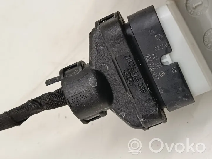 Audi Q2 - Front door lock 