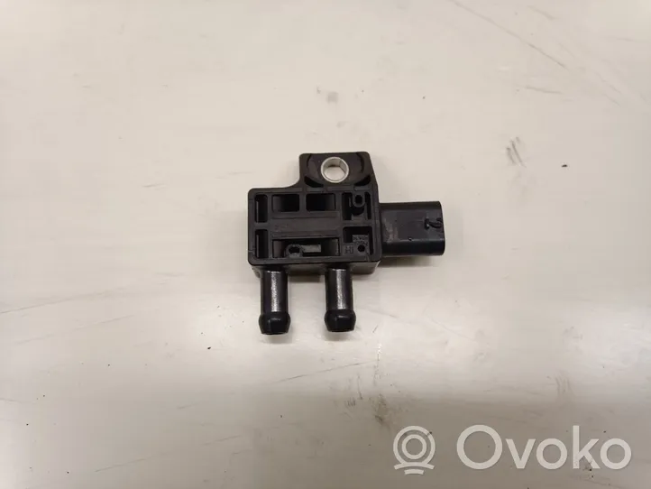 BMW 5 G30 G31 Sensore di pressione dei gas di scarico 8570686