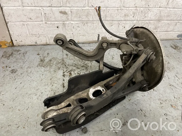 Audi A4 S4 B9 8W Galinės važiuoklės komplektas 8W0505438T