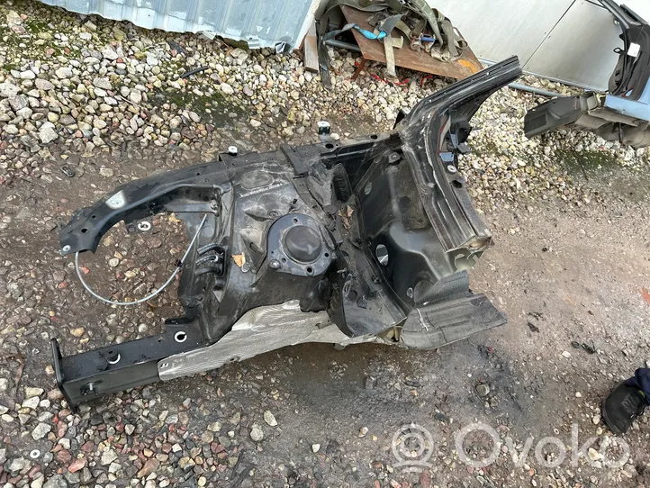 Audi A4 S4 B9 8W Priekšējā ceturtdaļa mašīnas 