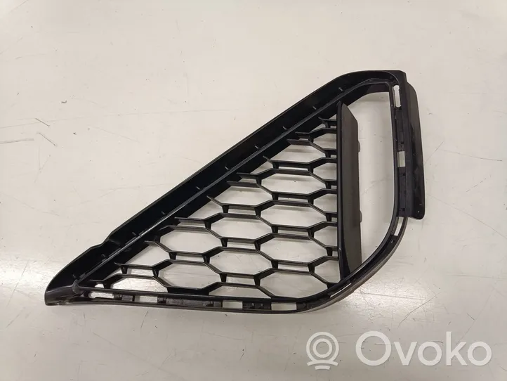 BMW X2 F39 Front bumper lower grill 8069097