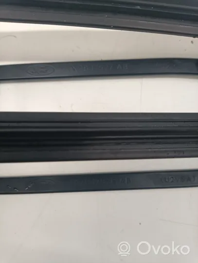 Ford Focus Front wiper blade arm JX7B17527AB