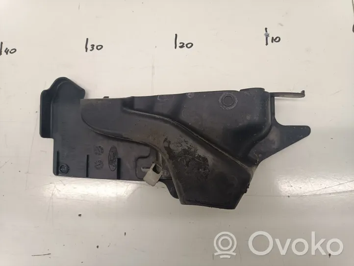 Ford Focus Kita variklio skyriaus detalė JX7BA02476AC