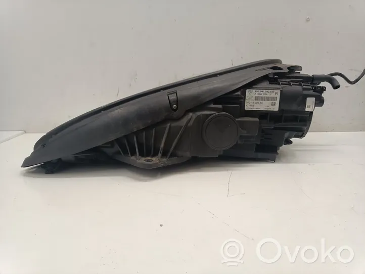 Porsche Macan Lampa przednia 95B941031DG