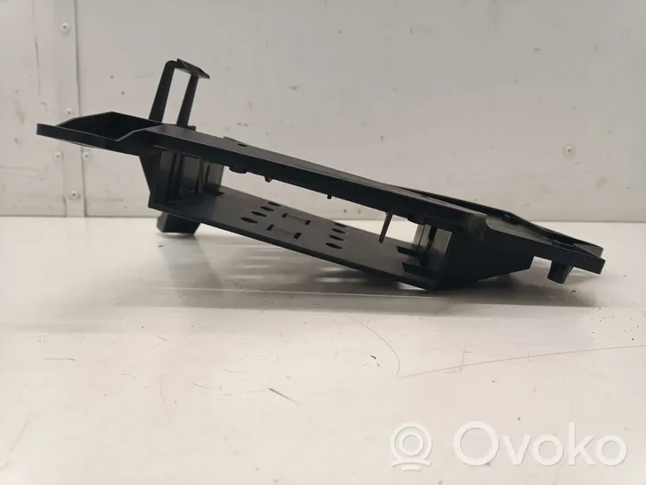 Porsche Macan Soporte/base de amplificador de sonido 95B035251