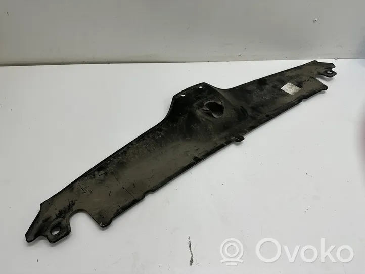 Volkswagen Tiguan Grille calandre supérieure de pare-chocs avant 5QF010008