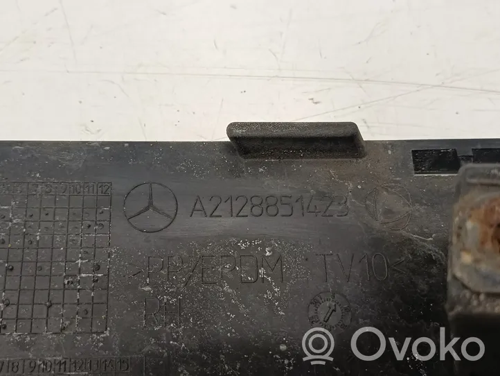 Mercedes-Benz E W212 Priešrūkinio žibinto apdaila/ grotelės A2128851423