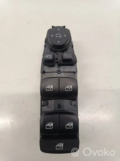 BMW 5 G30 G31 Interruttore di controllo dell’alzacristalli elettrico 6832728