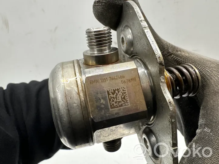 BMW 5 G30 G31 Pompe d'injection de carburant à haute pression 7642466