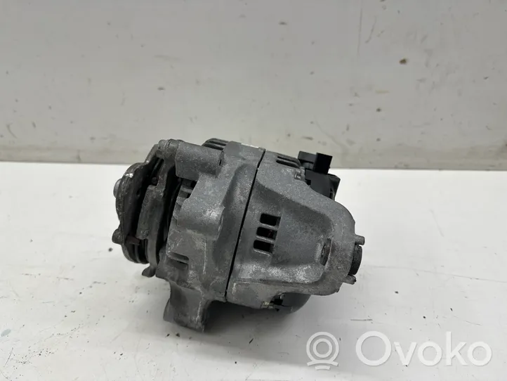 BMW 3 F30 F35 F31 Generatore/alternatore 8645325