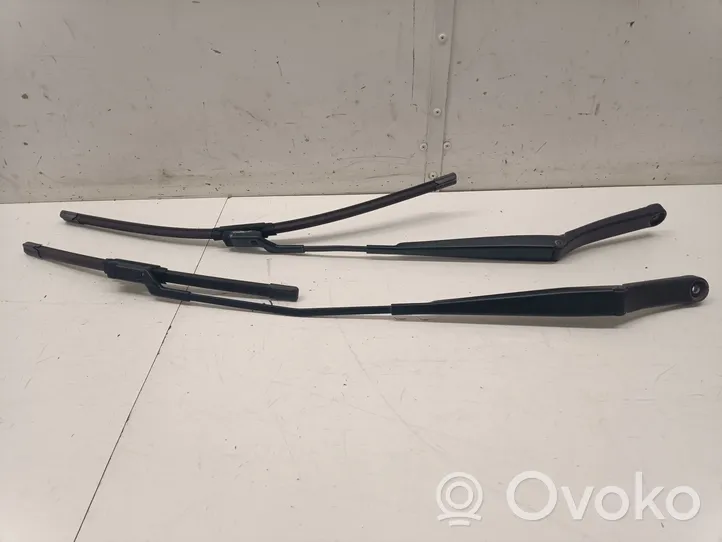 Volkswagen Polo V 6R Windshield/front glass wiper blade 6R1955410A